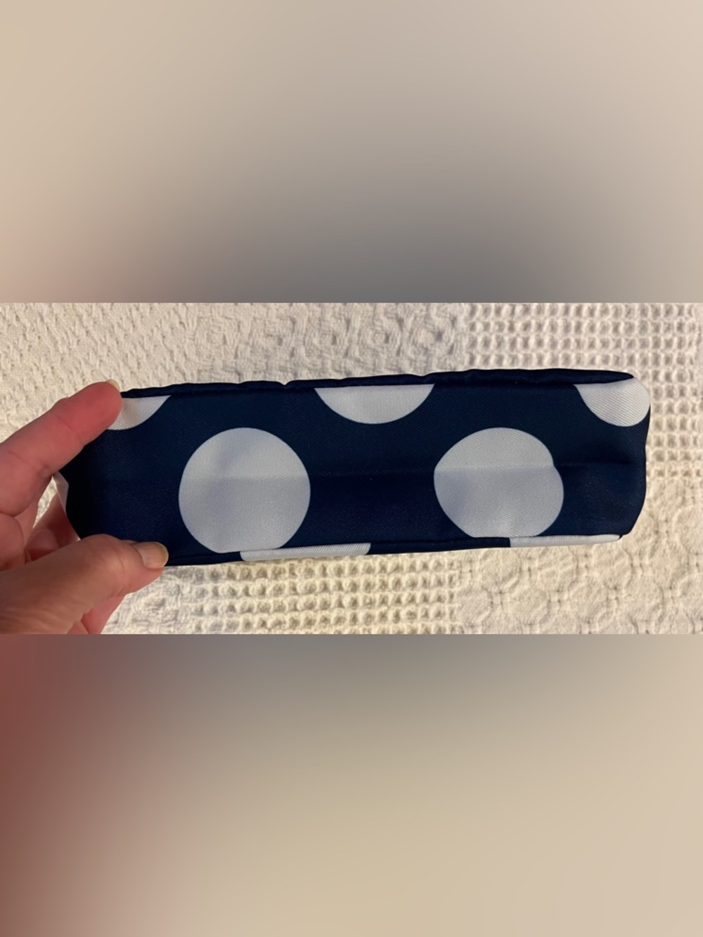 Clinique x Kate Spade Navy & White Striped and Spotted Cosmetic Pouch New - Picture 4 of 7